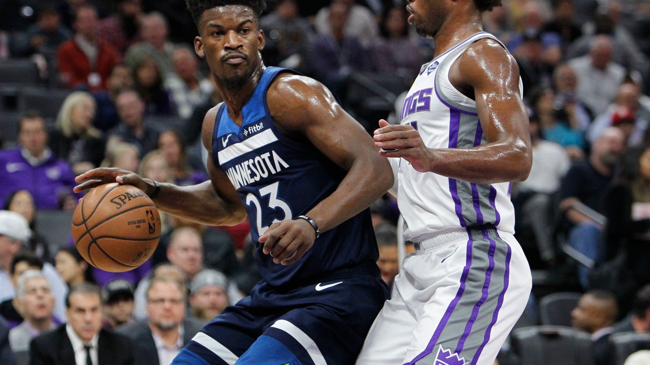 Kings come on strong late to beat Timberwolves 121-110